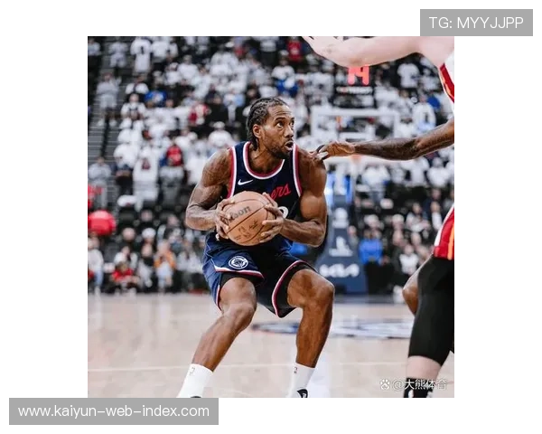 快船全场仅得88分创赛季新低 进攻端陷入严重停滞 快船全场仅得88分创赛季新低 进攻端陷入严重停滞